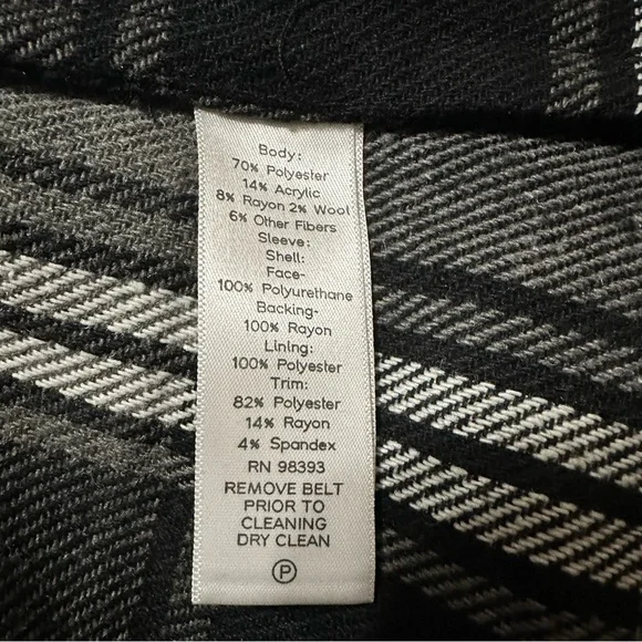 Lisa Rinna Black and Gray Plaid Asymmetrical Blanket Jacket Size M - Picture 6 of 6